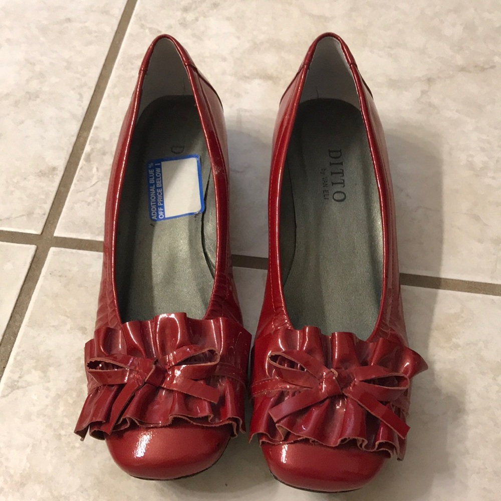 Ditto by Van Eli shoes